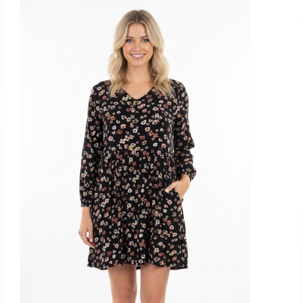 HAYDEN floral dress with pockets size small